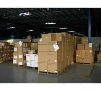 道勤物流香港到国内货运进口产品主要有: 纸吊牌,贴纸,普通包装